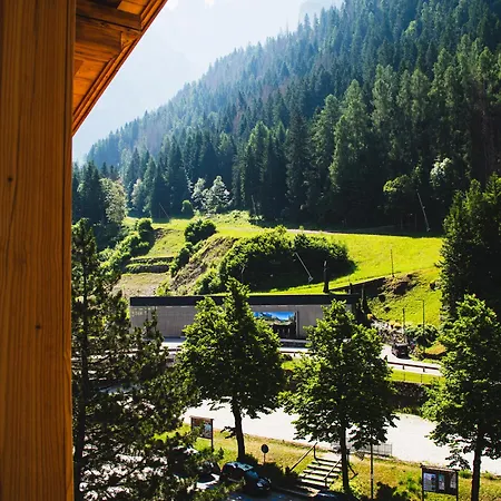 Naturae Wellness & 4* Alleghe
