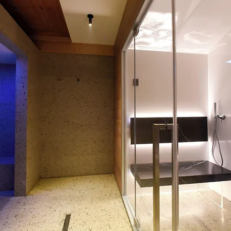 Naturae Wellness & Отель Аллеге